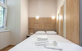 Designer Suites Of Deribas