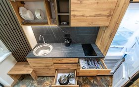 Designer Suites Of Deribas